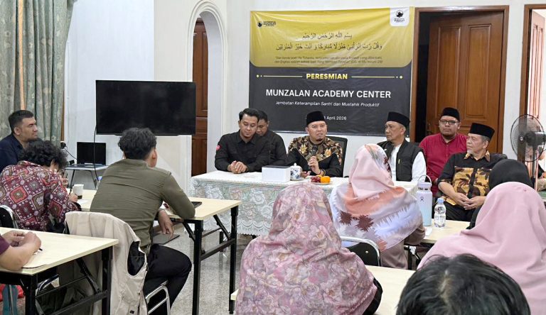 Hadirkan Ruang Berkreasi, Munzalan Resmikan Academy Center