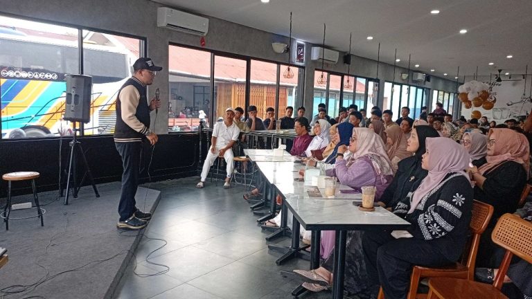 Ayahman Ajak Anak Muda Putussibau Raih Keberkahan Hidup Lewat Konsep “JAQ”