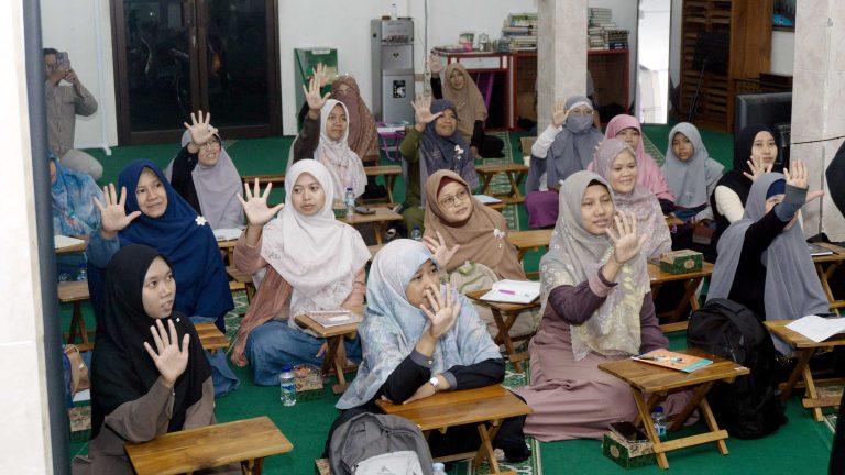 Pelatihan Jarimatika Asmaul Husna Finger Matic Disambut Antusias Peserta